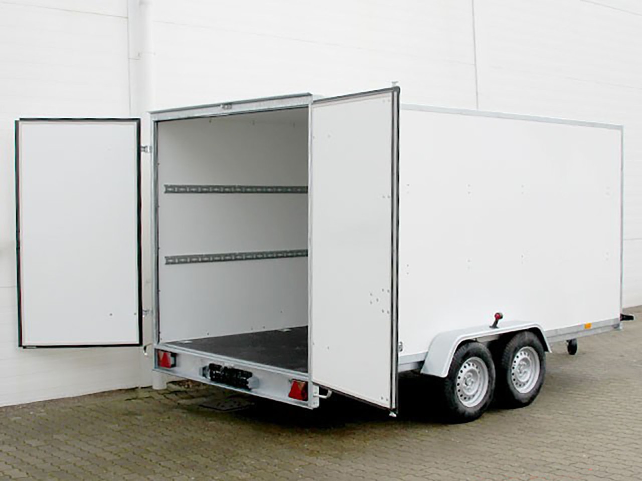 1701_02_1280x1280-1.jpg Blyss Kofferanhänger 200x400cm Höhe:190cm 2,7t|100km/h|SW-Neu – Image 1