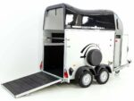 Cheval Liberte Pferdeanhänger GOLD One 1,5er| Pullmann-Fahrwerk| Sattelkammer| schwarz-Neu – Image 3