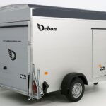 Debon Kofferanhänger C300 148x295cm H:190cm 1,3t Alu, Polybug|Tür|grau-Neu