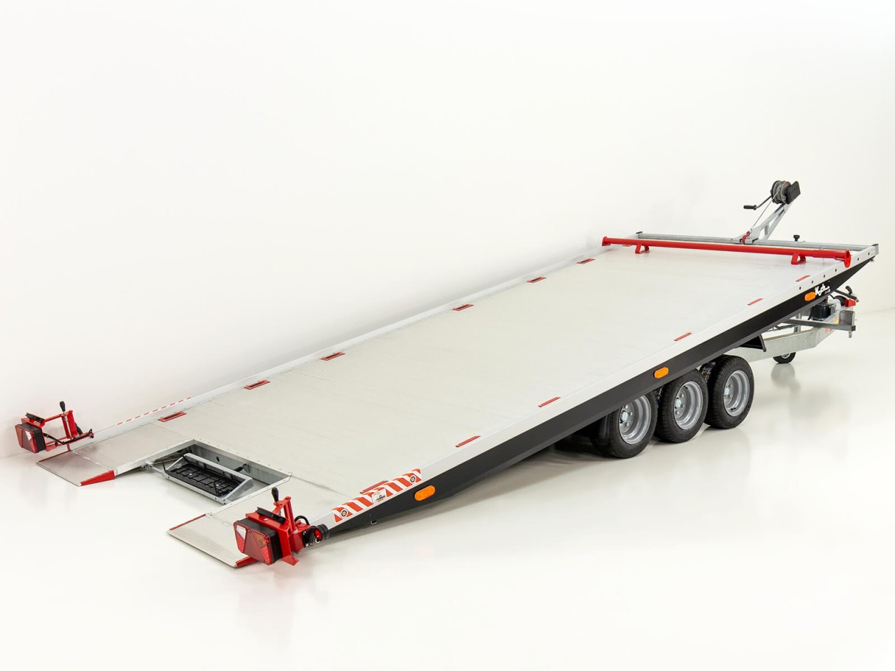 2060_01t19YkbKZCoBsx_1280x1280.jpg Vezeko Autotrailer Race Master Alu 209x550cm Tridem 3,5t-Neu – Image 1