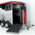 Ifor Williams Pferdeanhänger HBX 403|Frontausstieg|neues Modell|rot-Neu