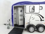 Cheval Liberte Pferdeanhänger Touring Country|Sattelkammer|Frontausstieg|blau-Neu – Image 2