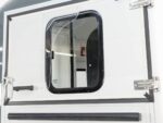 Cheval Liberte Pferdeanhänger Touring Country|Sattelkammer|Frontausstieg|grau-Neu – Image 10