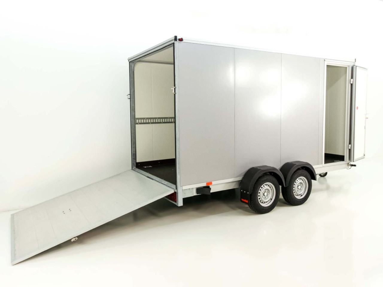 3032_01hp8LPfE57YgiT_1280x1280.jpg Vezeko Kofferanhänger 184x405cm Höhe:205cm 2,7t|Rampe|Tür|silber-Neu – Image 1