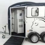 Cheval Liberte Pferdeanhänger Touring Country|Sattelkammer|Frontausstieg-Neu