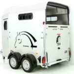 Cheval Liberte Pferdeanhänger Touring Jumping| Pullman-Fahrwerk|Sattelkammer|weiß-Neu