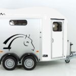 Cheval Liberte Pferdeanhänger GOLD 3|Premium|Pullman 2|Sattelkammer|weiß-Neu