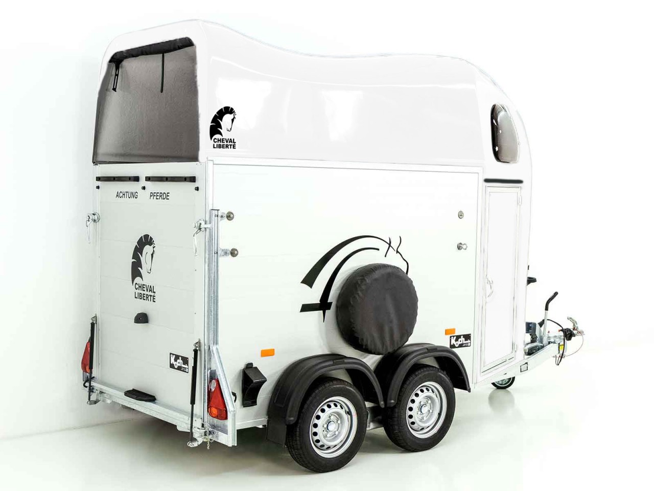79.jpg Cheval Liberte Pferdeanhänger GOLD One 1,5er|Pullman-Fahrwerk|weiß-Neu – Image 1