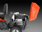 husqvarna frontmaher r 112c mit mahdeck combi 85 winterpaket mit schneeschild gummileiste und schneeketten modell 2025 neu – Image 8